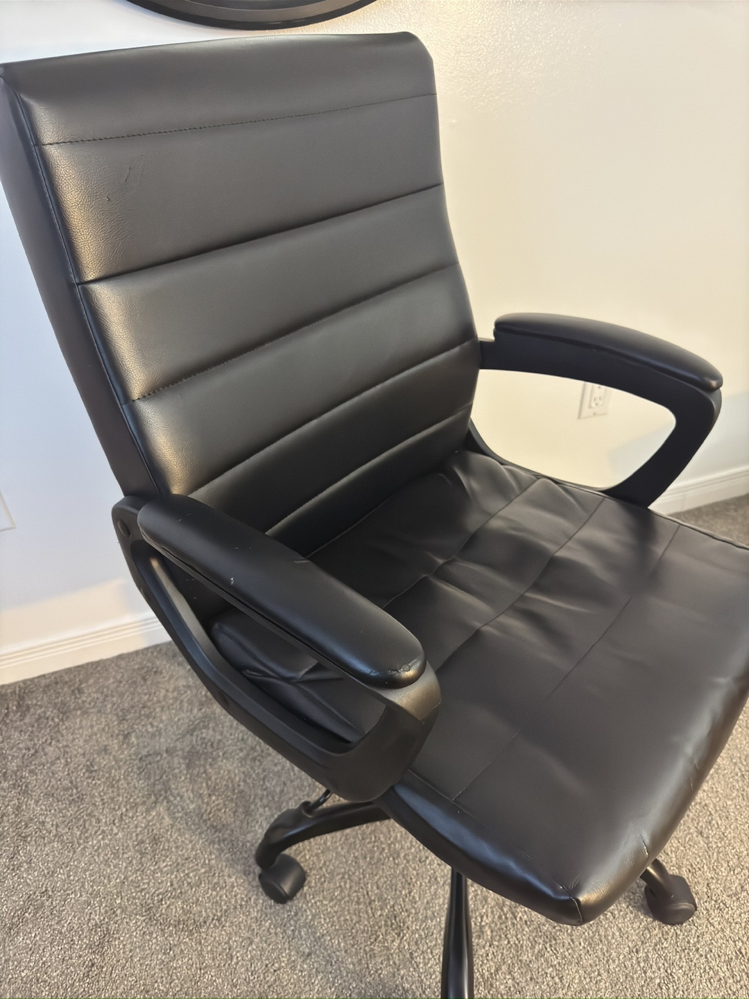 Black Office Chair - photo 2