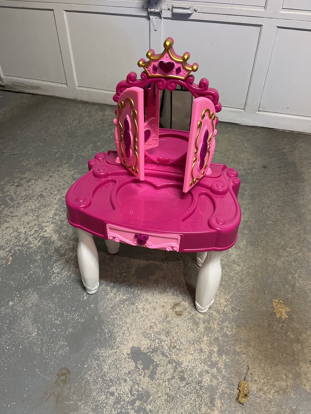 Kids Vanity Set with Mirror