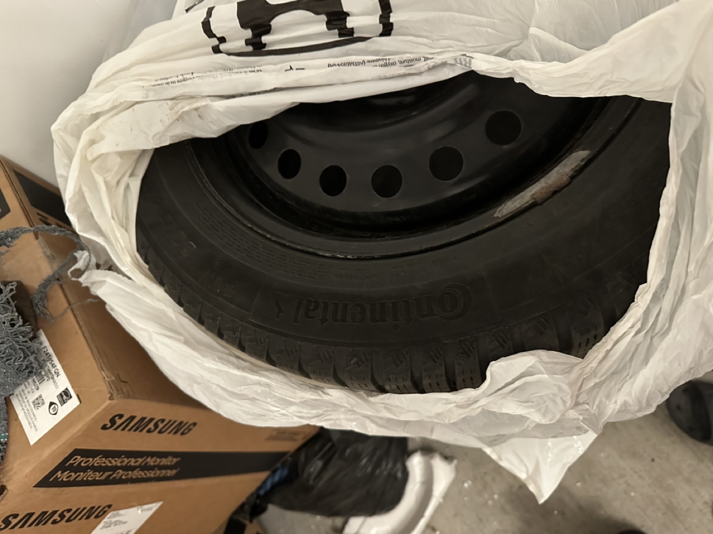 Set of 4 Winter Tires - photo 2