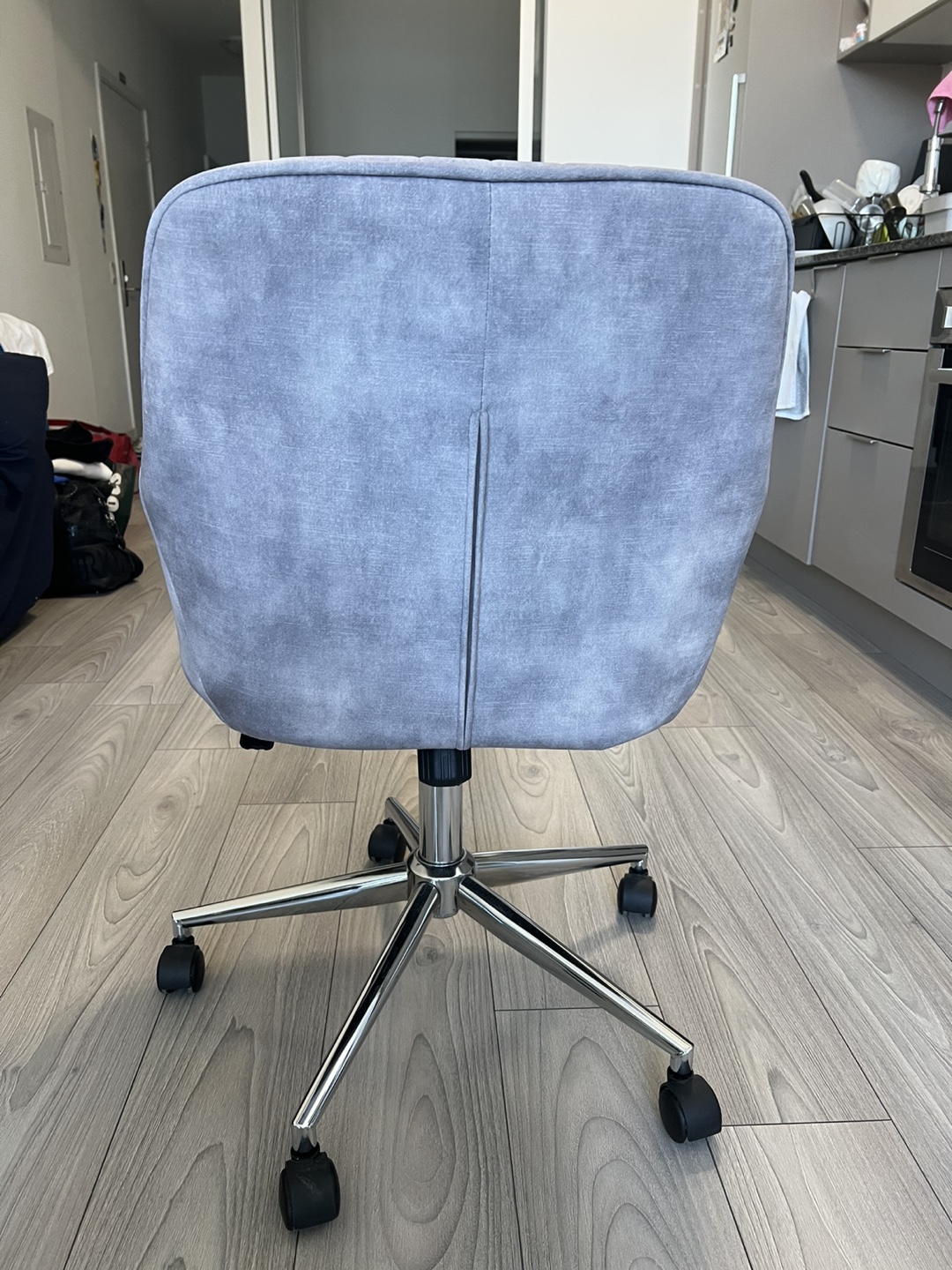 Grey Velvet Swivel Office Chair - photo 3