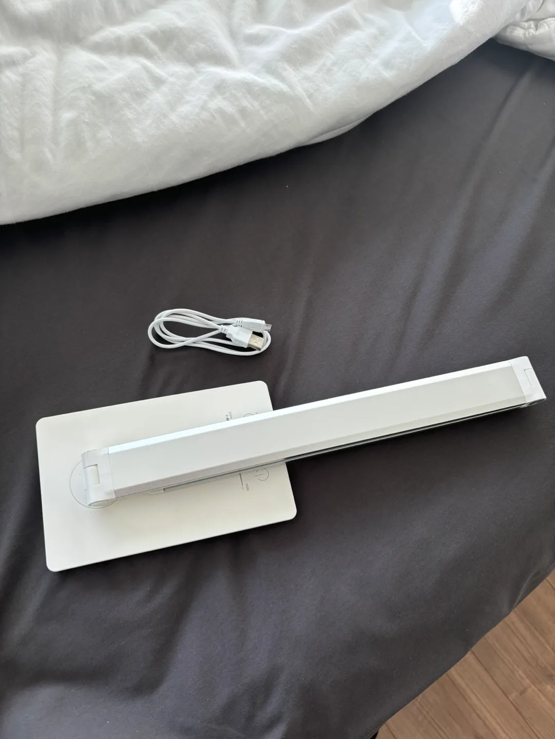 🧡 Desk Lamp - Foldable, USB image indicator(10)