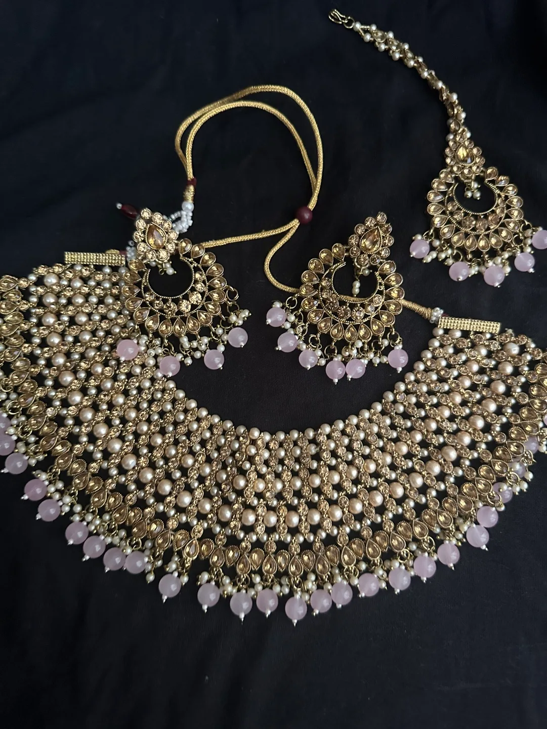 Indian Bridal Jewelry Set image indicator(3)