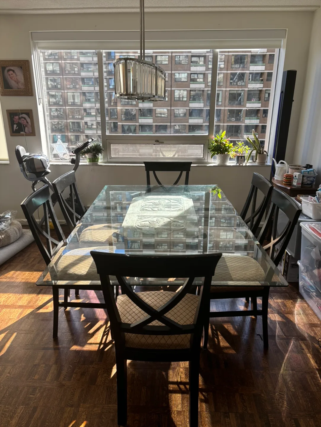 Glass dining table and 6 chairs image indicator(3)