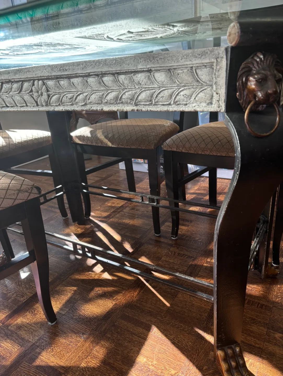 Glass dining table and 6 chairs image indicator(7)