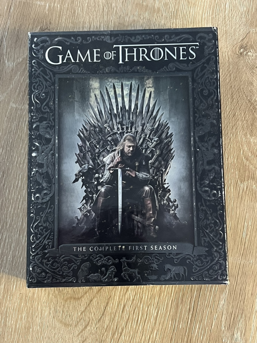 Game of Thrones Season 1 DVD 🧡