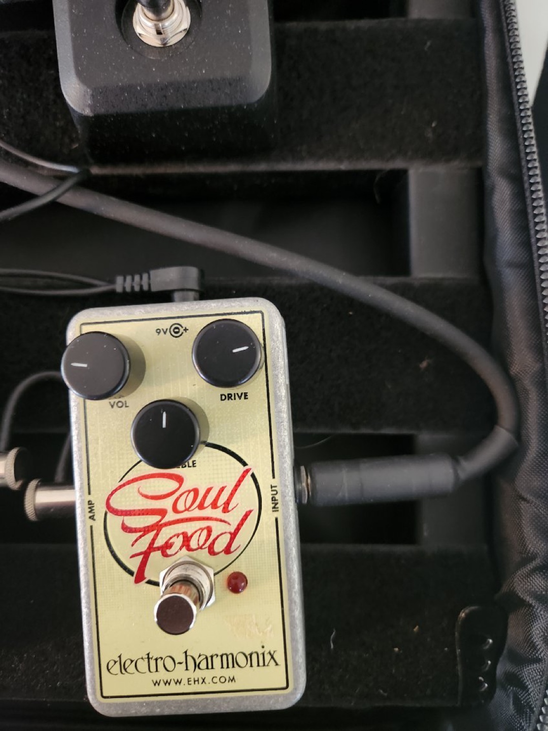 Pedaltrain Pedalboard w/ Electro-Harmonix Pedals - photo 2