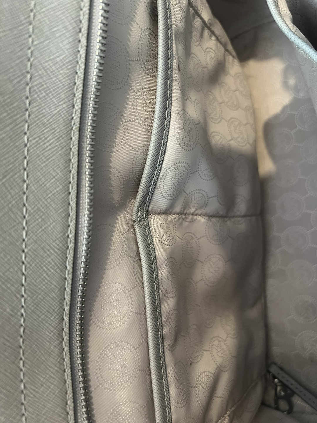 Michael Kors Grey Handbag - photo 5