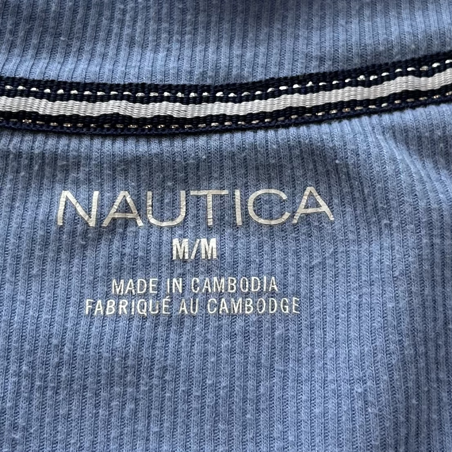 Nautica Silky Stretch Fleece Long Sleeve V Neck Top Stars Size M - photo 5