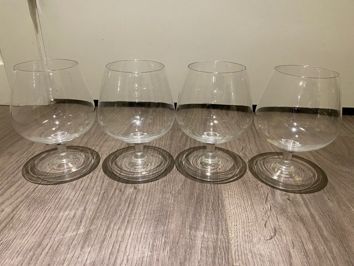 Set of 4 Brandy Glasses image indicator(4)
