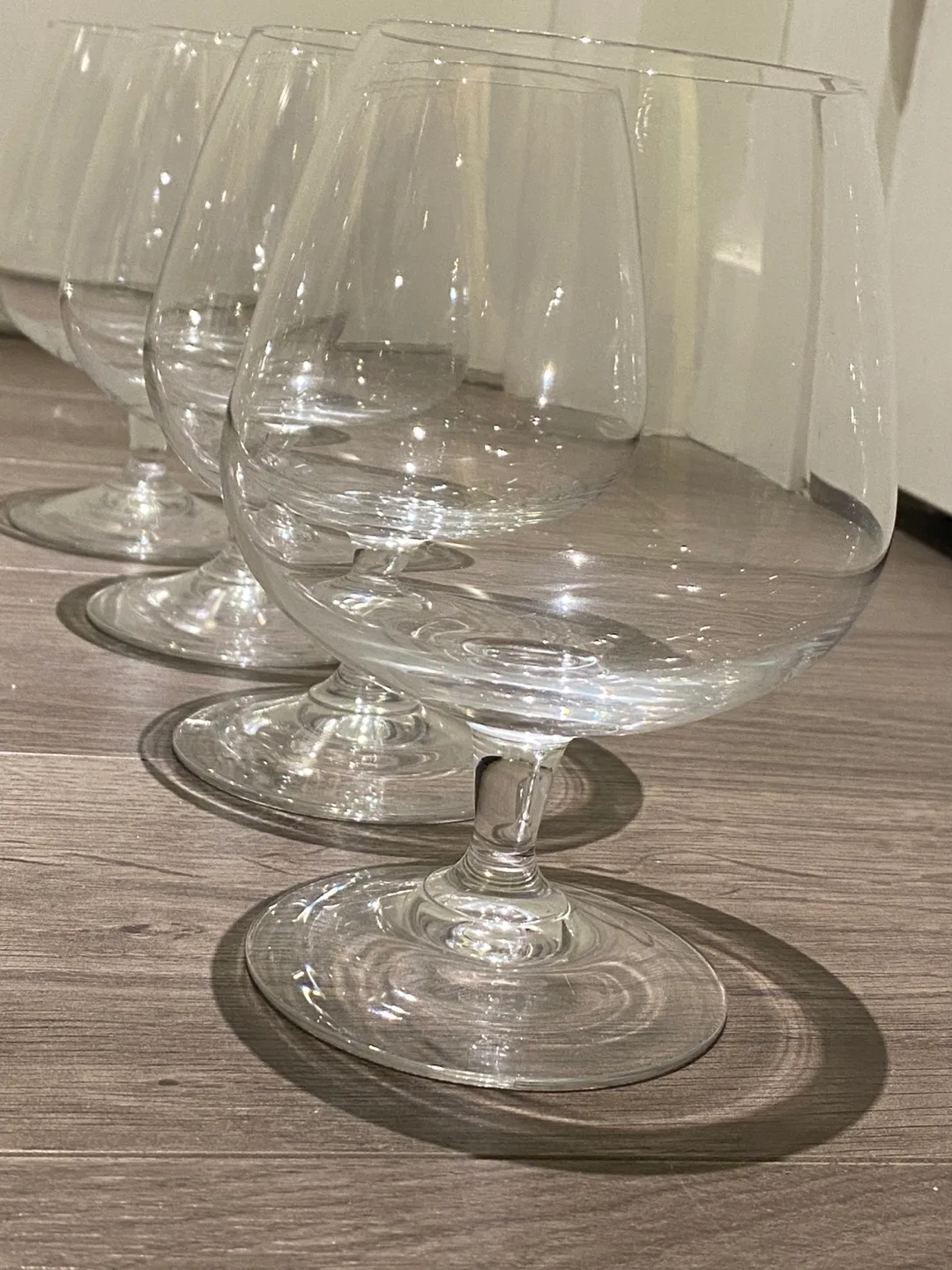 Set of 4 Brandy Glasses image indicator(2)