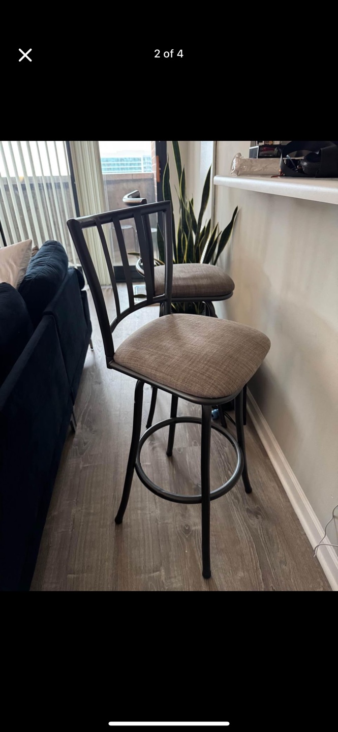 Set of 2 Swivel Bar Stools