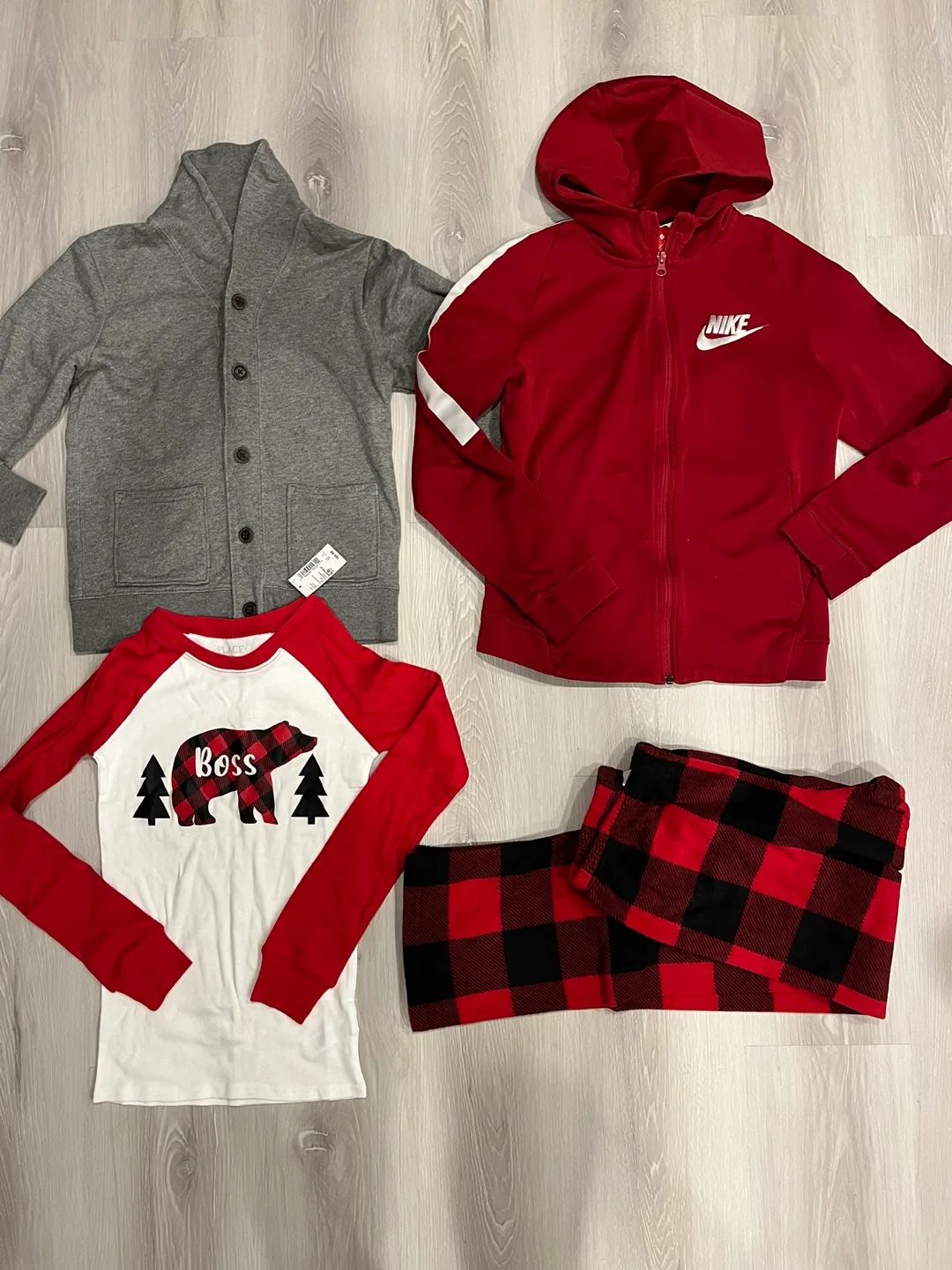 Winter Clothing Size 10/12 - 21 pieces image indicator(5)