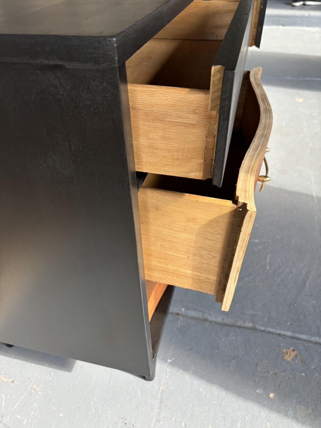 Mid-Century Modern Dresser - photo 2