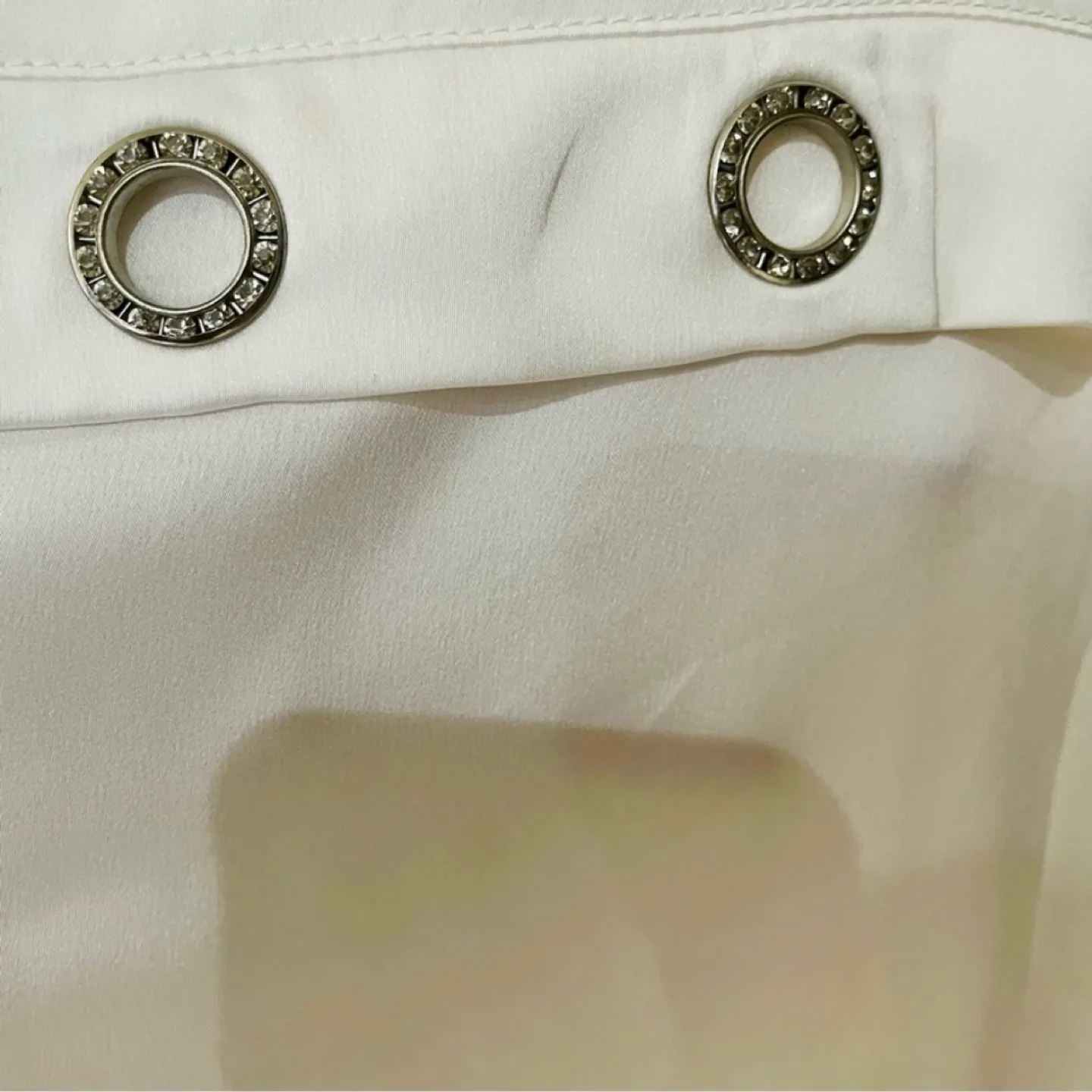 Luleg Beautiful Cold Shoulder Blouse image indicator(8)