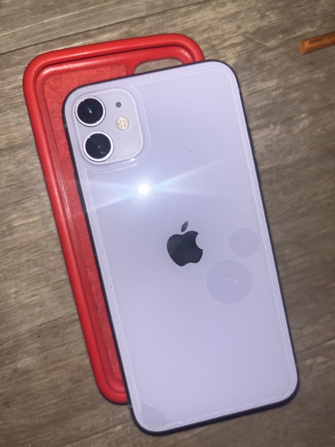 iPhone 11 Pro - photo 2
