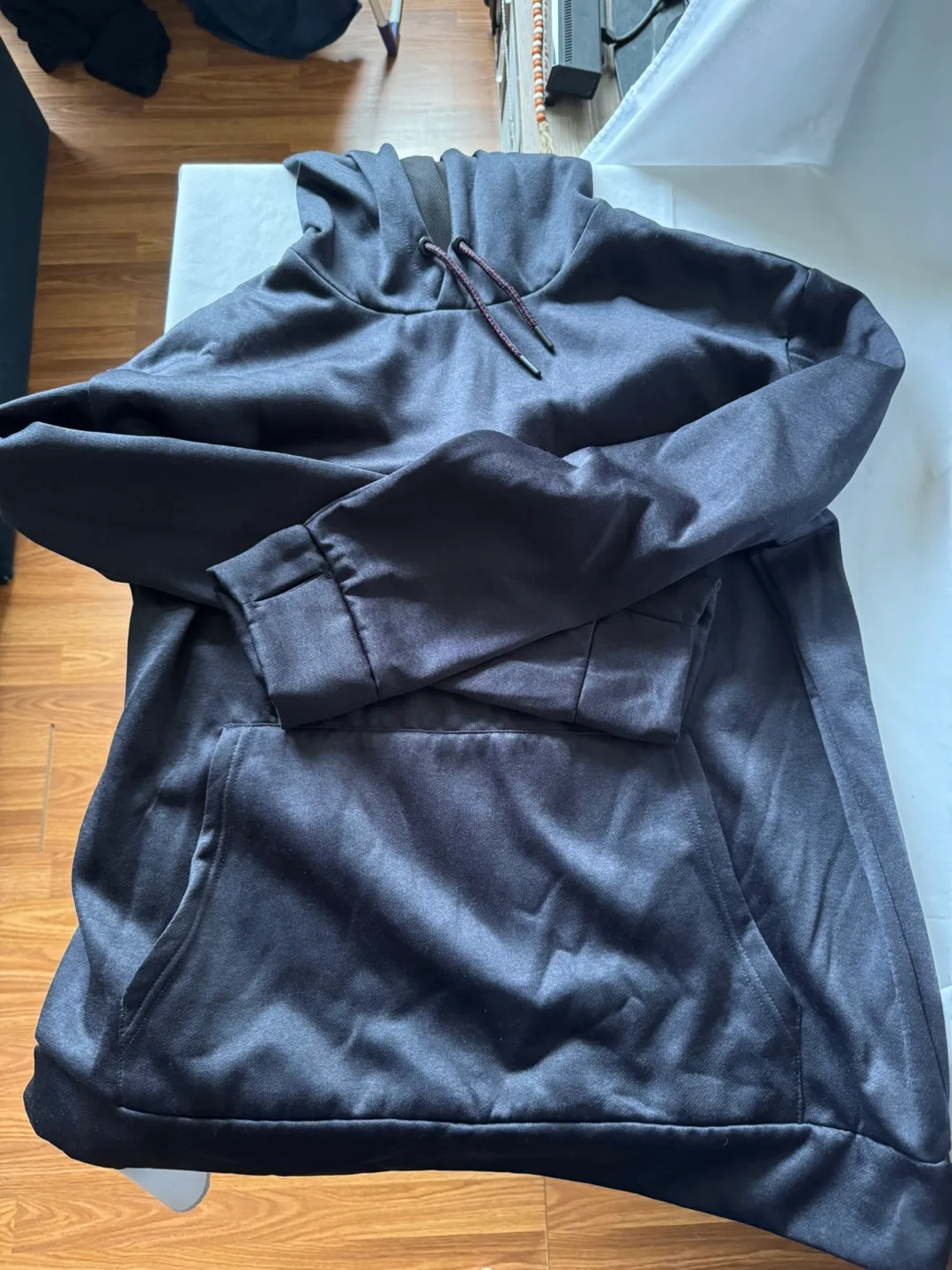 Mountain Warehouse hoodie never worn XL image indicator(3)