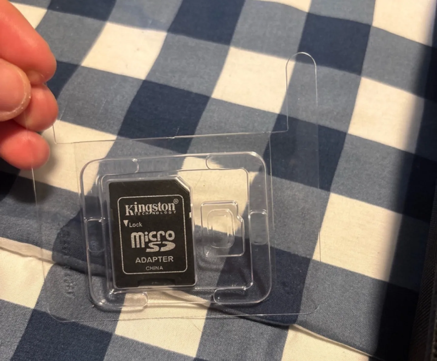 GoPro Hero 10 Black Action Camera Bundle image indicator(6)