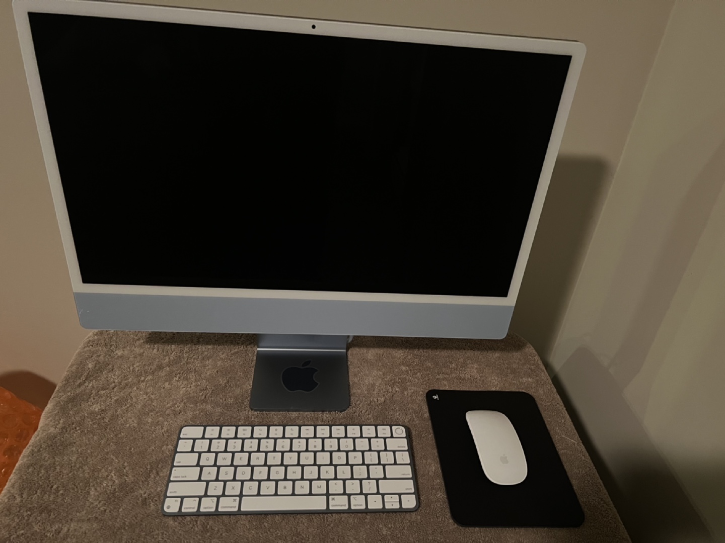 Apple iMac 24-inch (2023) - Blue - photo 2