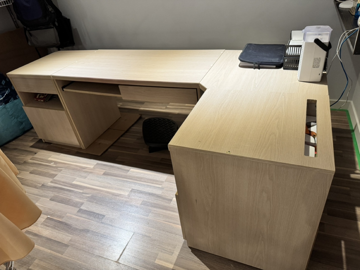IKEA L-Shaped Desk - photo 3