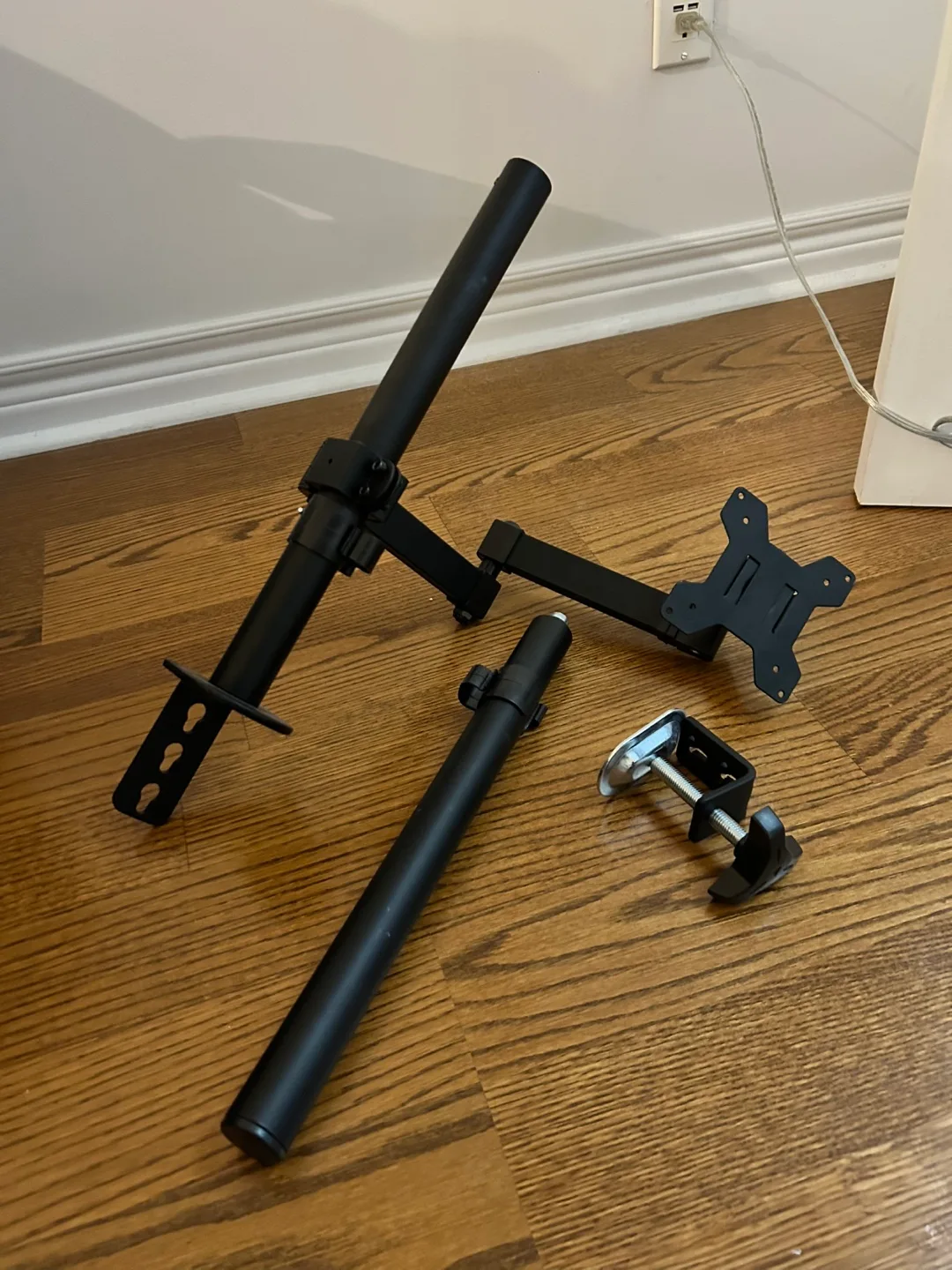 Monitor Desk Mount image indicator(2)