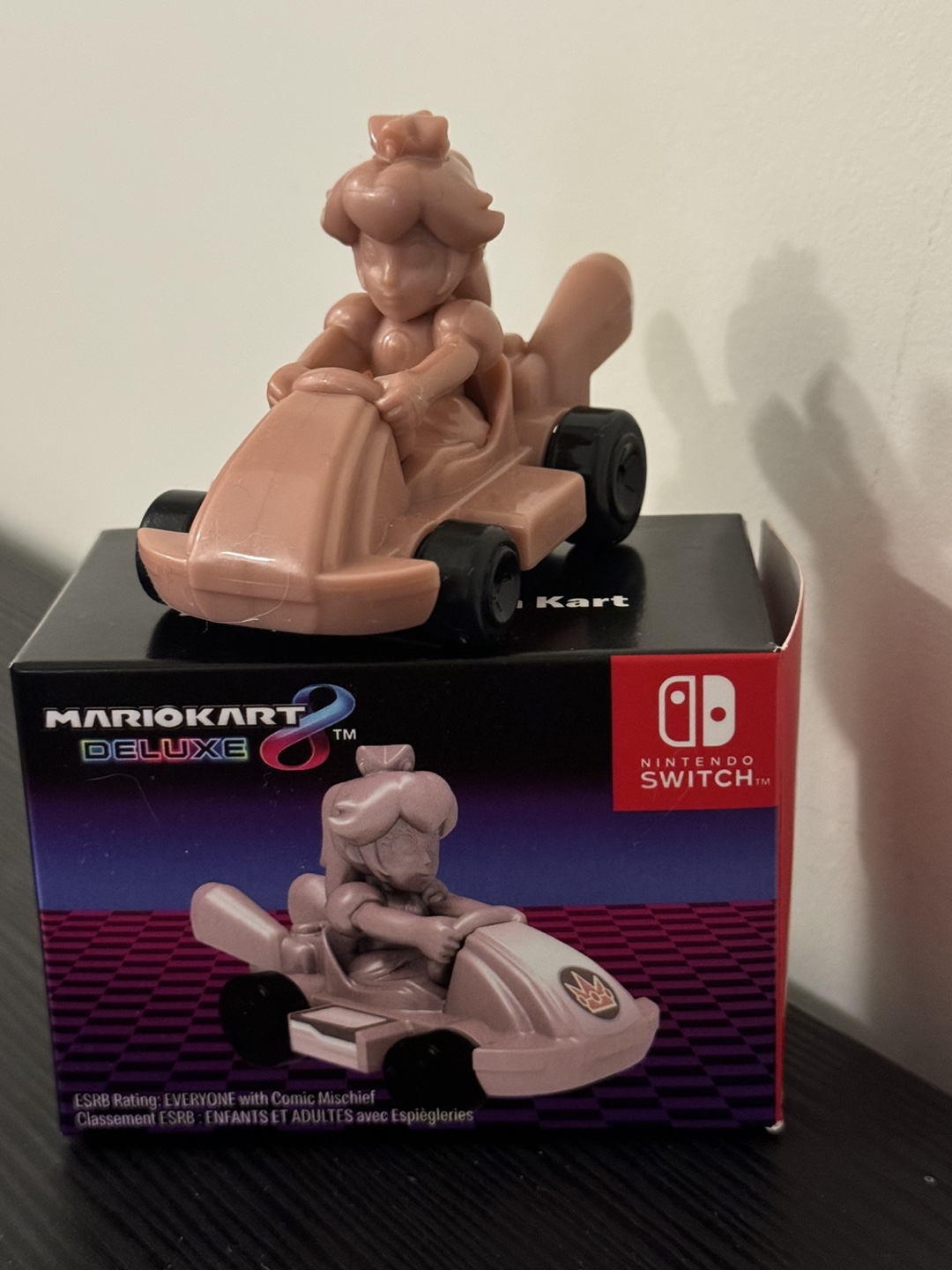 Rare Mario Kart 8 Deluxe - Peach Kart -  Mini Figure