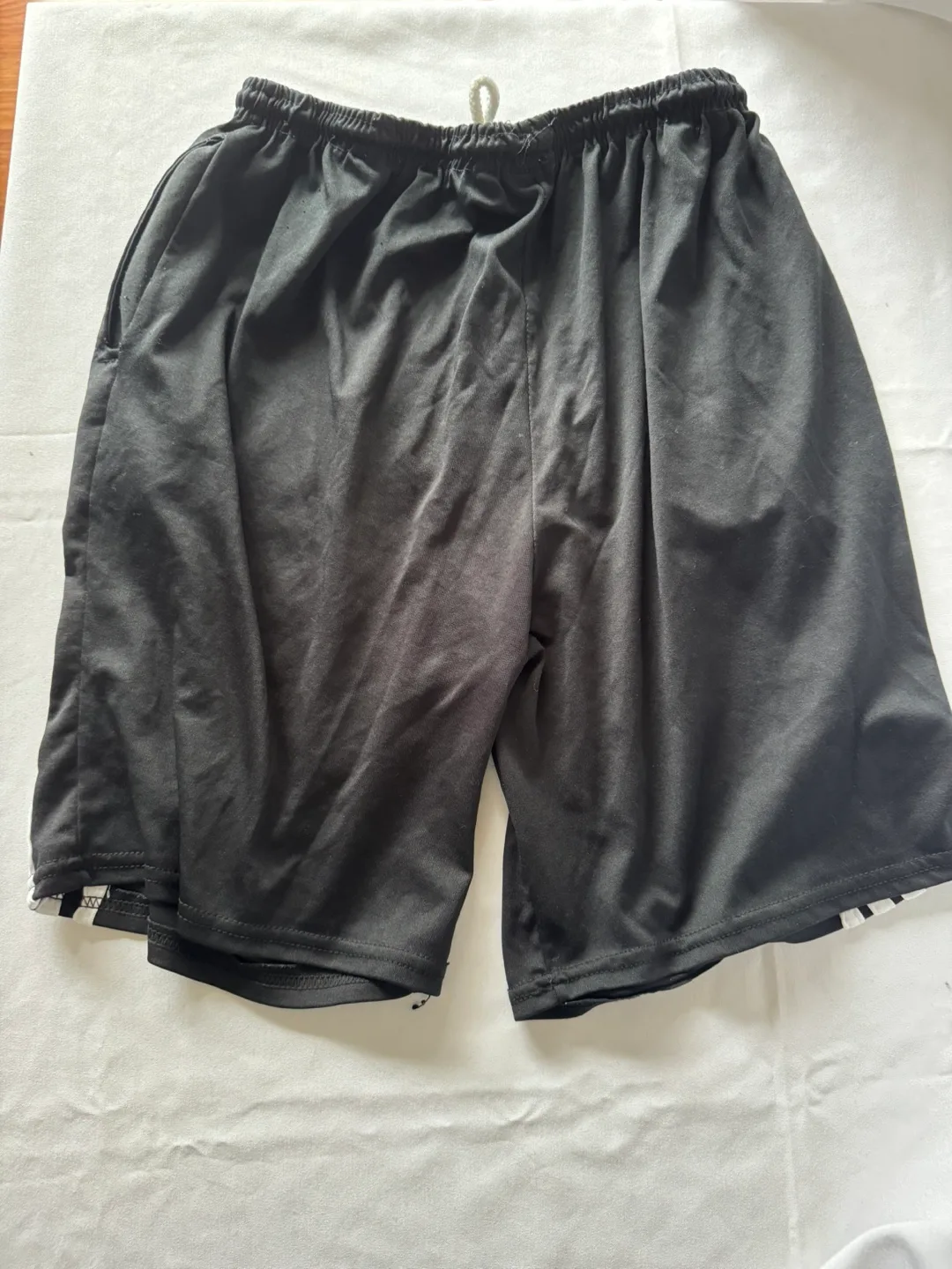 Adidas Sport shorts 3 units for 12 Size L/XL image indicator(5)