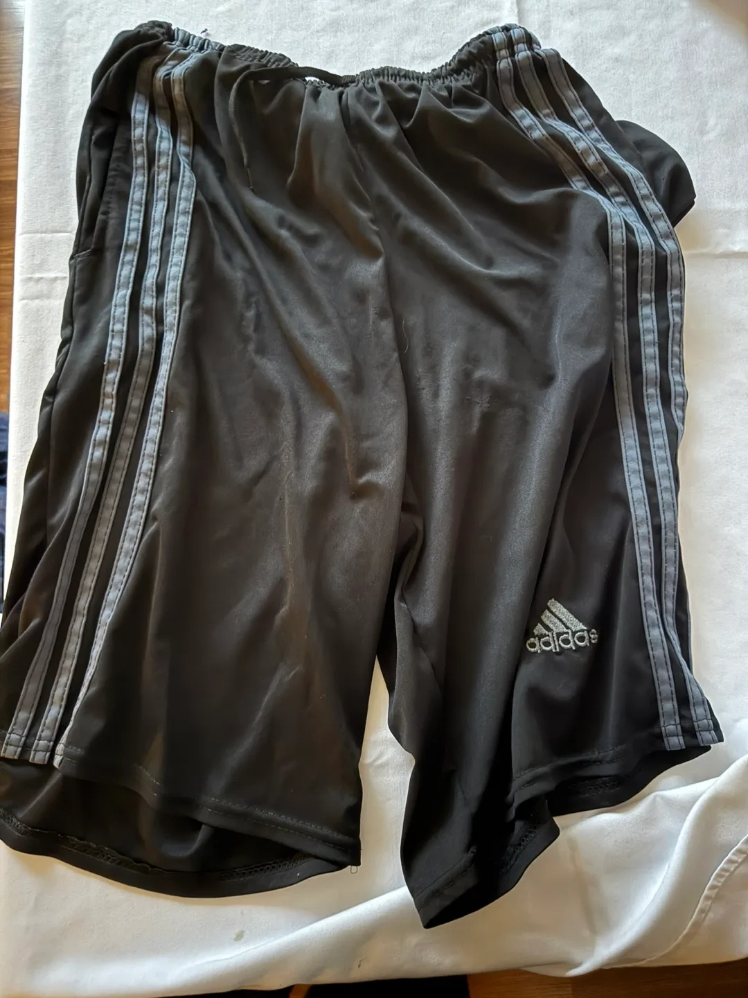 Adidas Sport shorts 3 units for 12 Size L/XL image indicator(6)