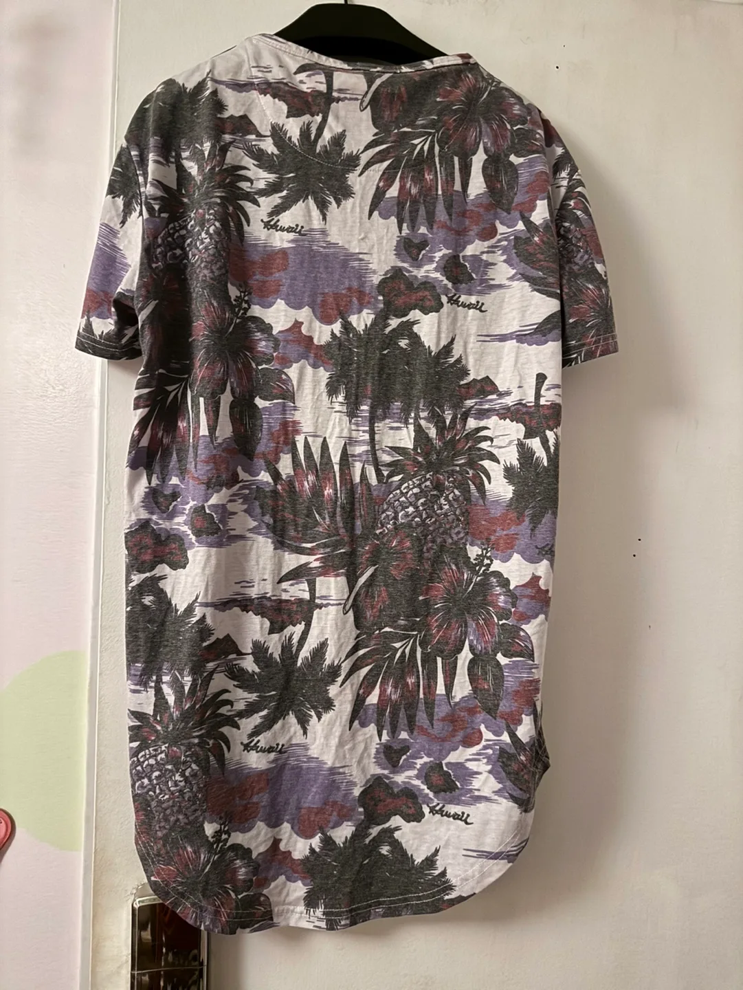 Kolby Men's Tropical Print T-Shirt image indicator(2)
