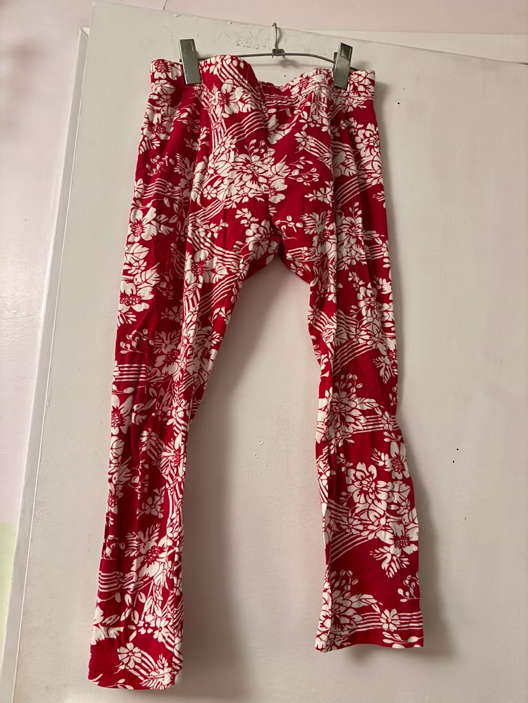 Red Floral Leggings image indicator(2)