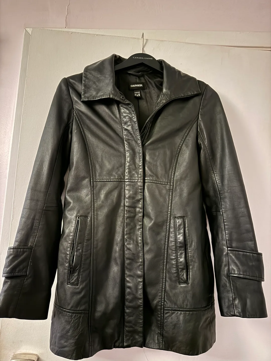 Danier Leather Jacket image indicator(2)