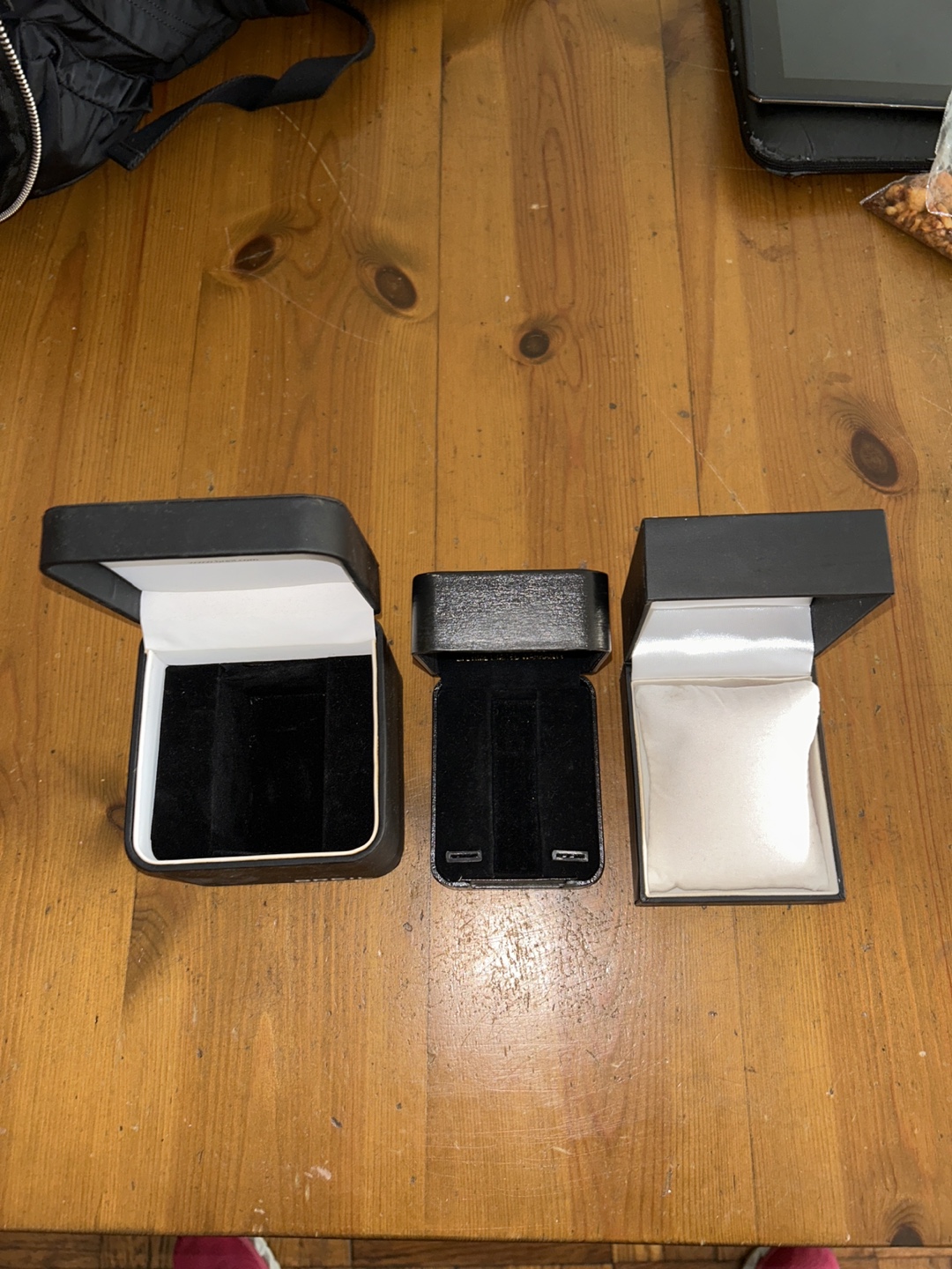 Three Empty Watch Boxes ❤️#freecycle - photo 2