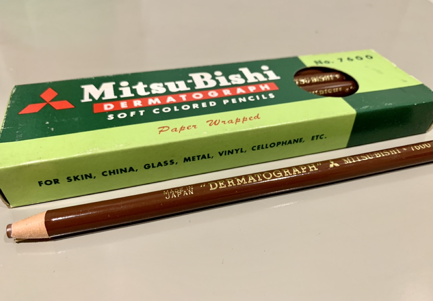 Japan Mitsubishi Dermatograph Soft Colored Pencils