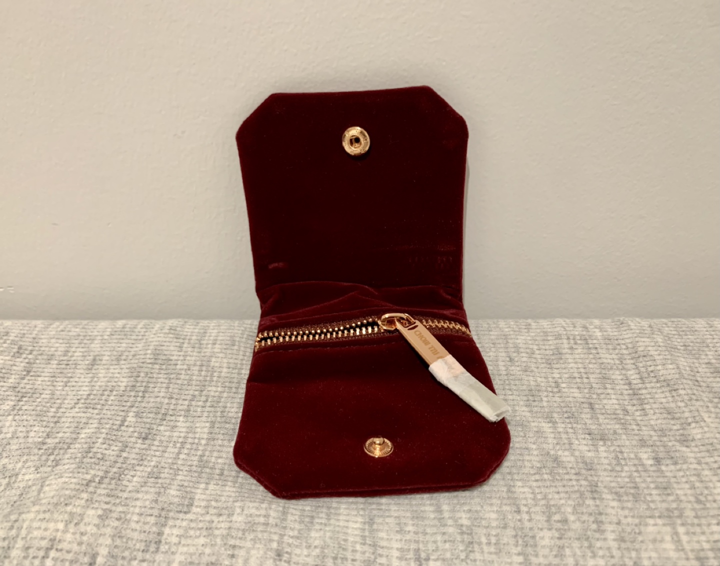 Brand New Hong Kong Chow Tai Fook Velvet Pouch - photo 2