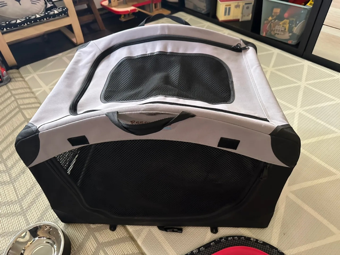 Bundle of very high quality cat items! image indicator(4)