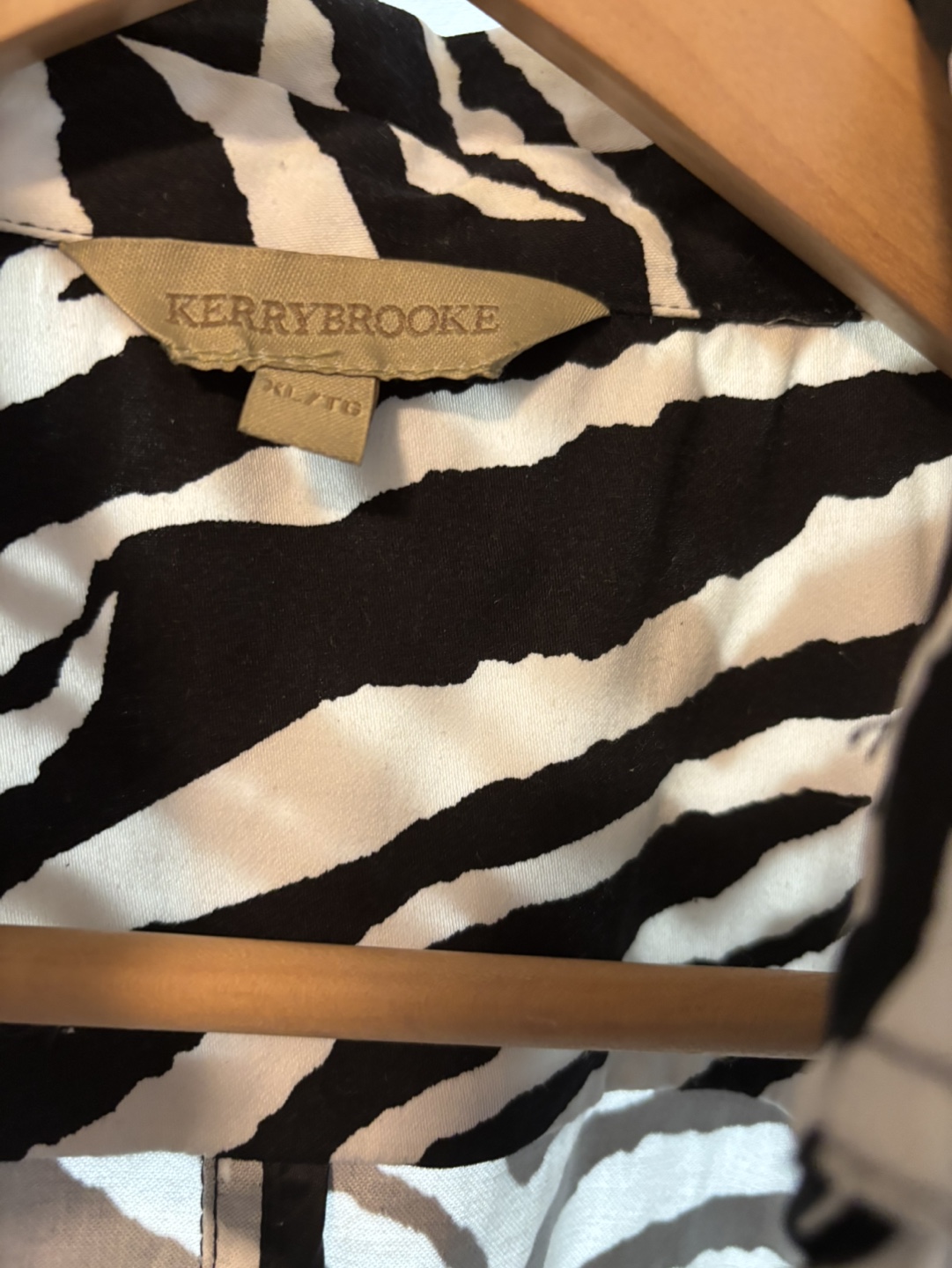 Kerrybrooke Zebra Print Jacket - photo 5