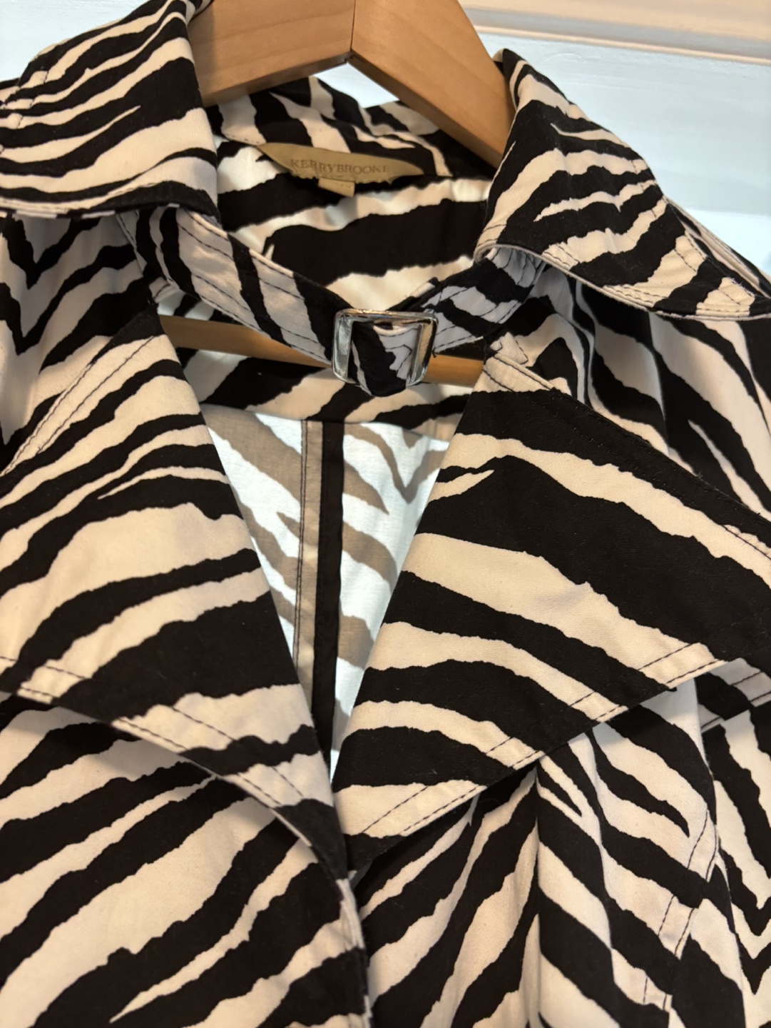Kerrybrooke Zebra Print Jacket - photo 3