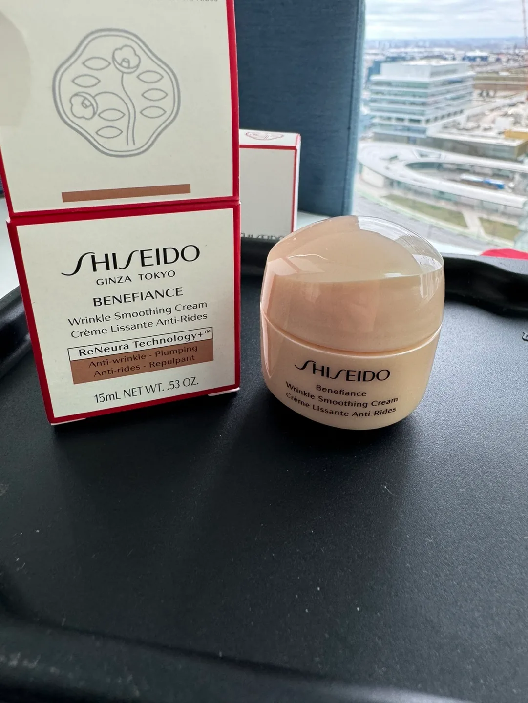 Shiseido Ginza Tokyo Skincare Set image indicator(3)