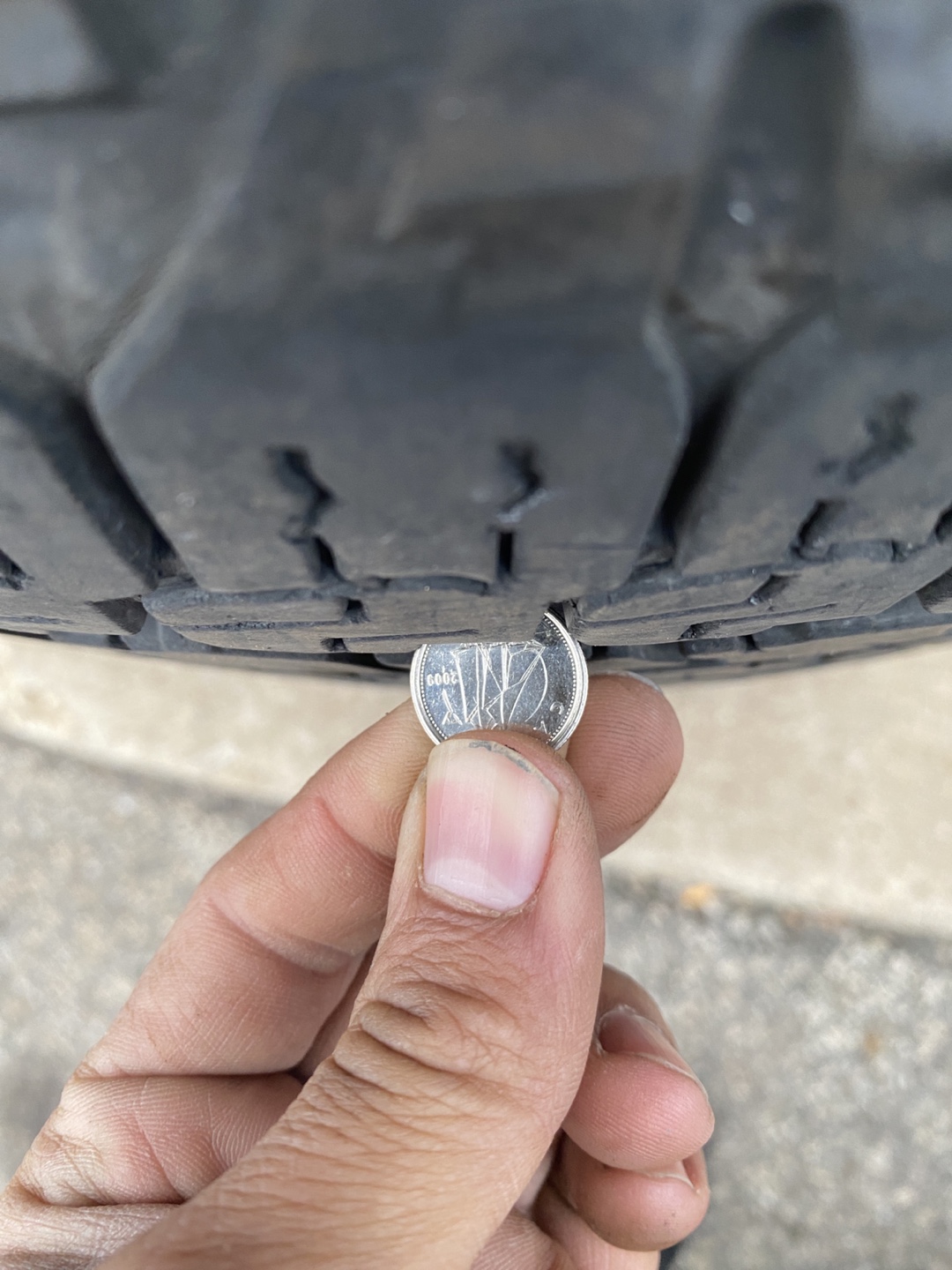 Set of 4 Goodyear Wrangler All-Terrain Adventure tires - photo 4