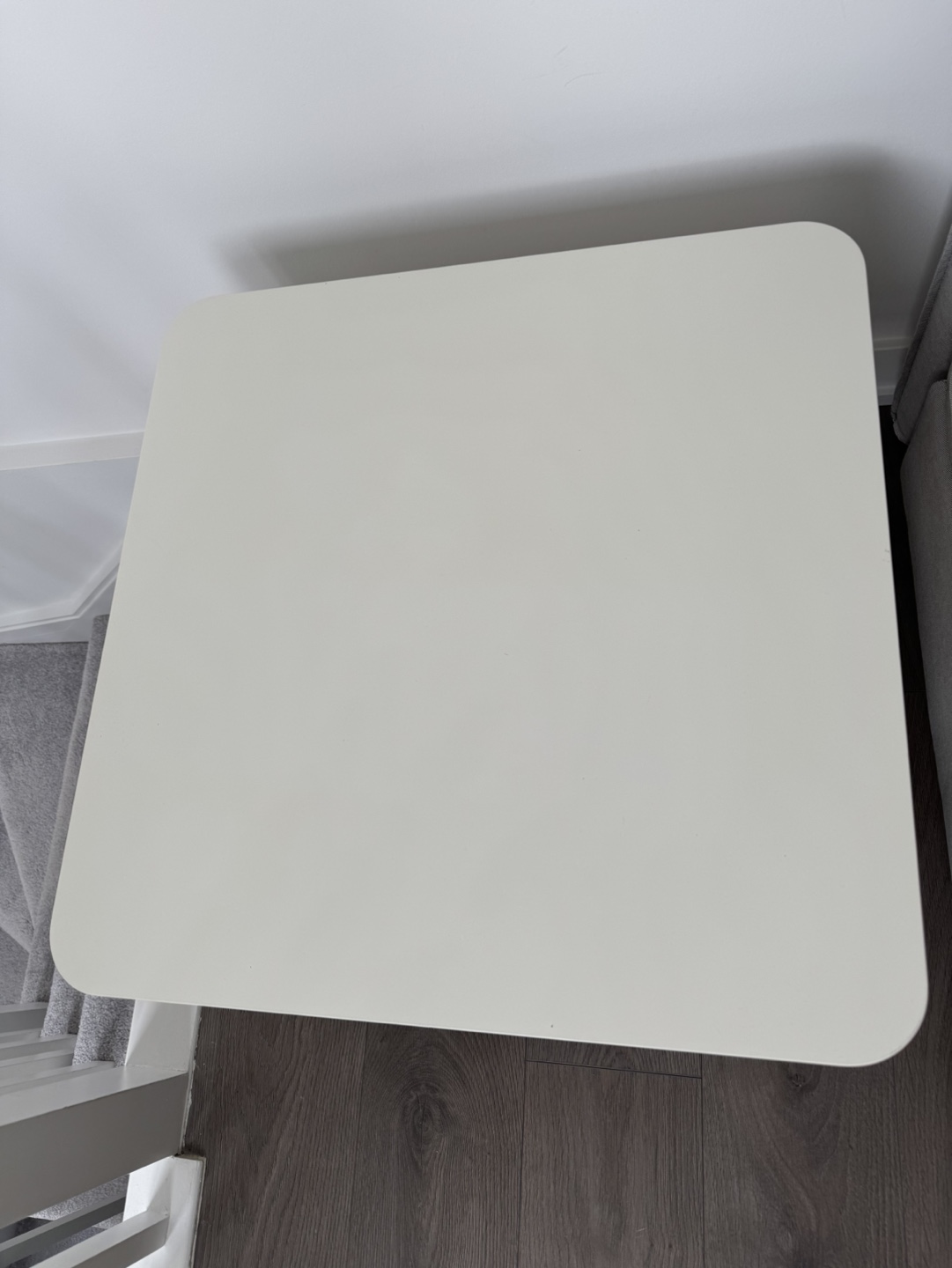 White Coffee Table with Wheels - photo 2