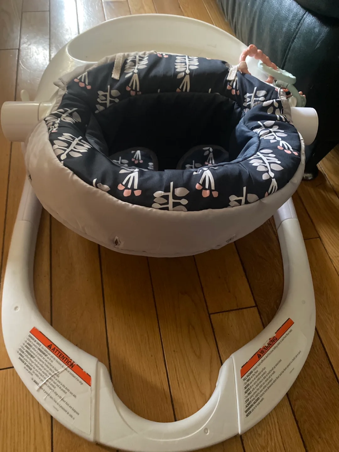 Fisher-Price Sit-to-Stand Learning Walker image indicator(2)