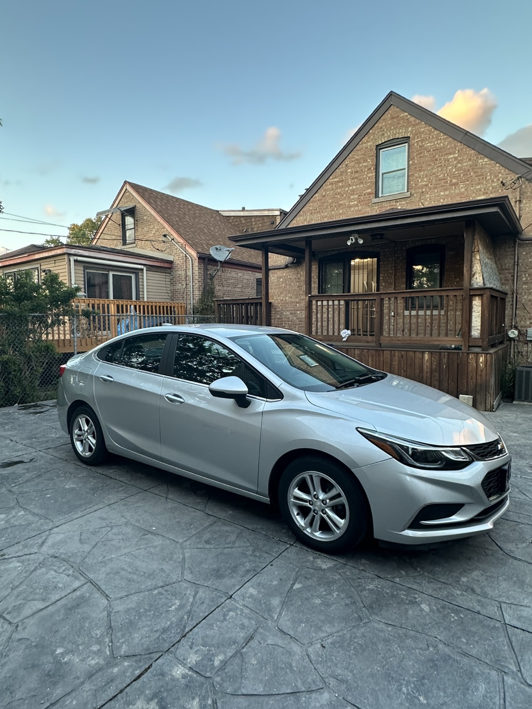 2017 Chevrolet Cruze - photo 3