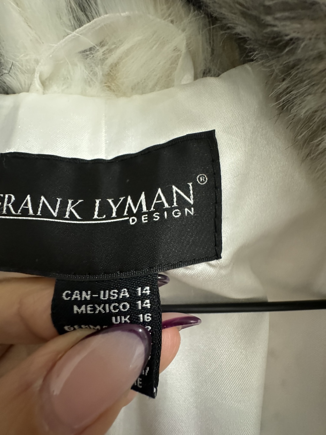 Frank Lyman Faux Fur Coat Size 14 small fit - photo 2