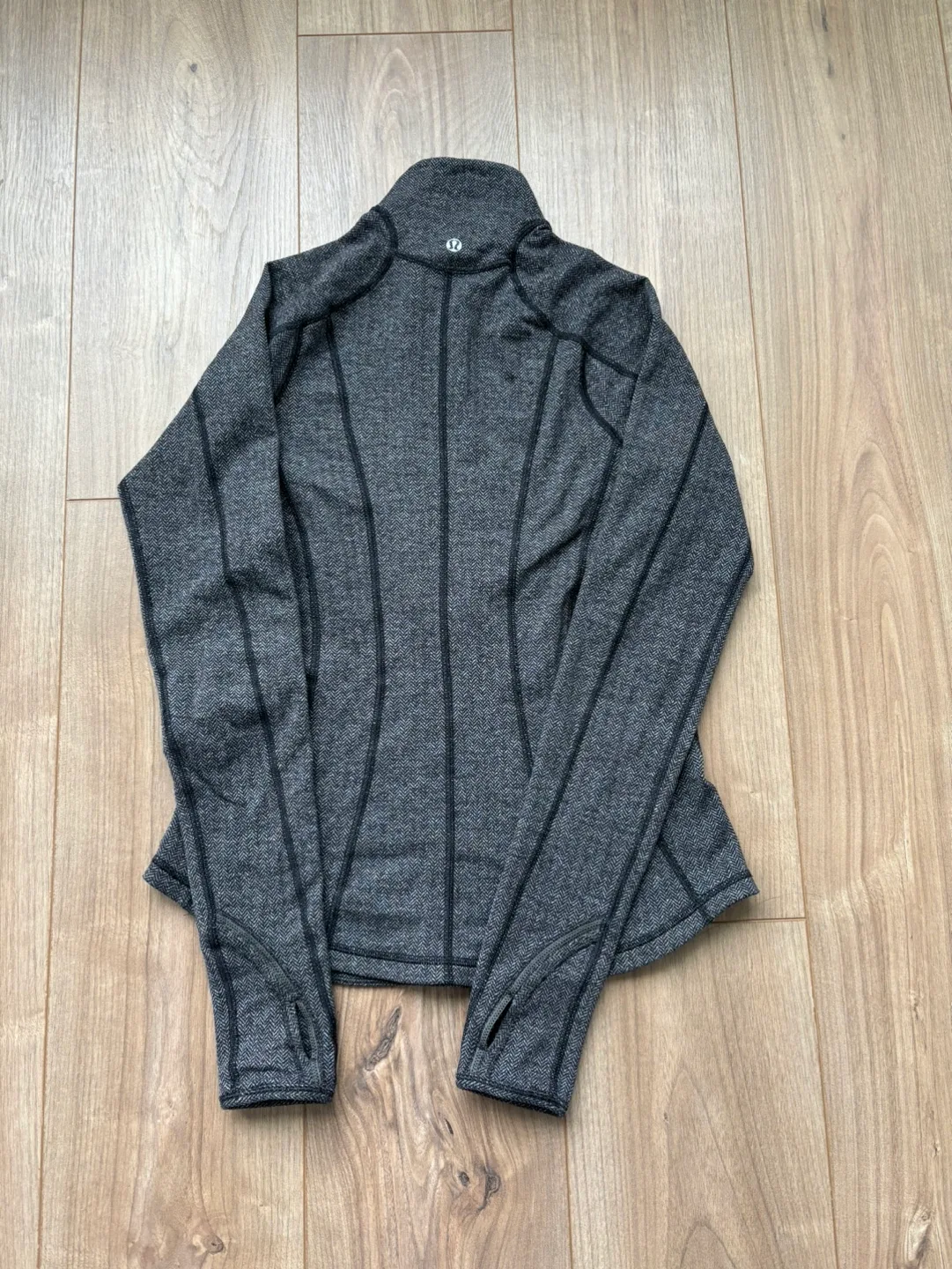 Lululemon Long Sleeve Half Zip image indicator(4)