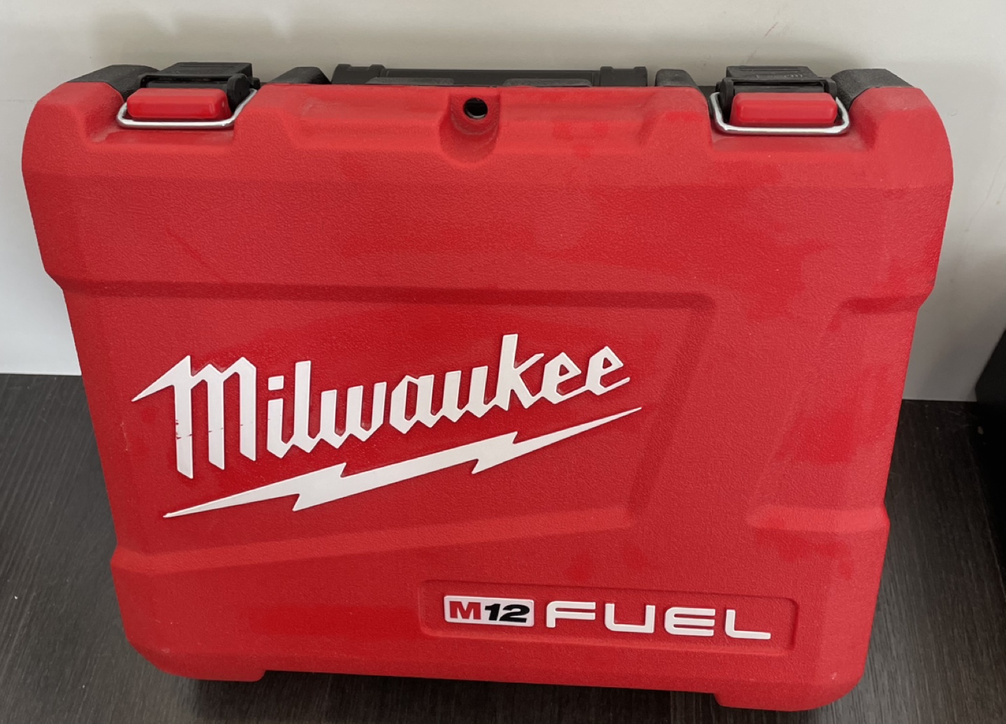 Milwaukee M12 FUEL 3/8" Impact Wrench Kit