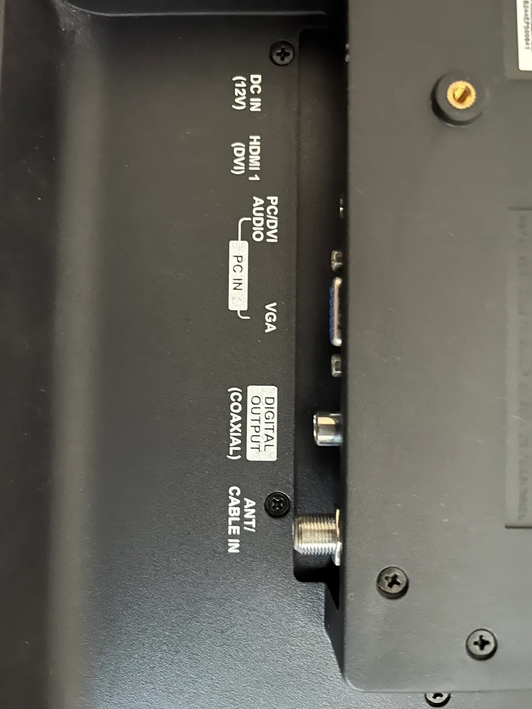 Insignia 19 inch TV image indicator(3)