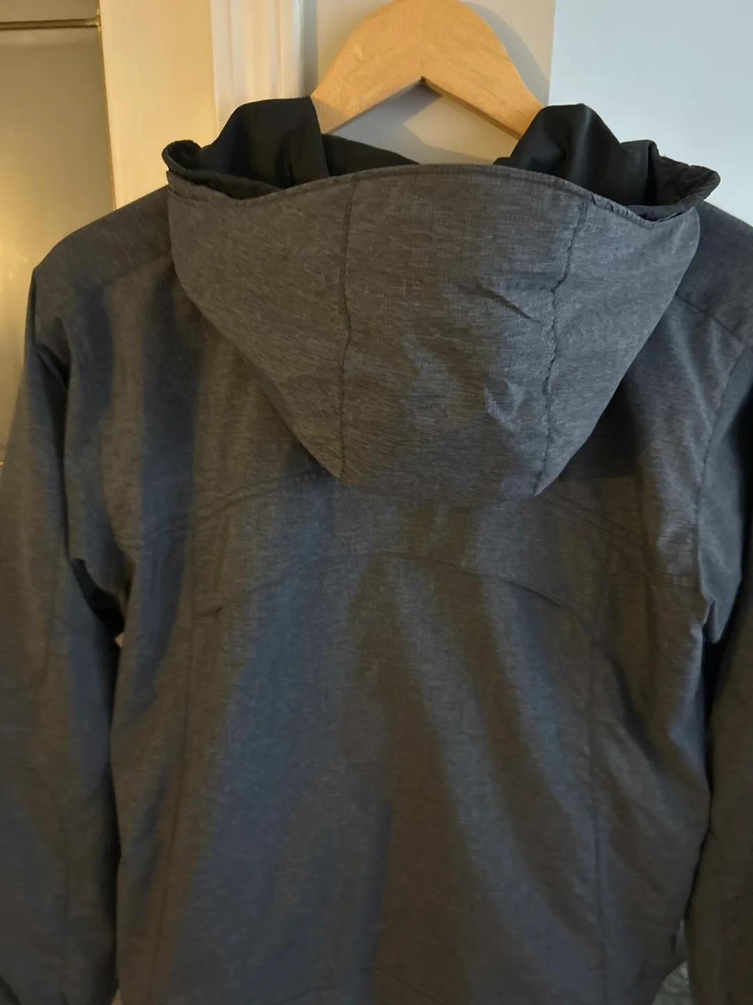 Columbia unisex Grey Jacket image indicator(3)