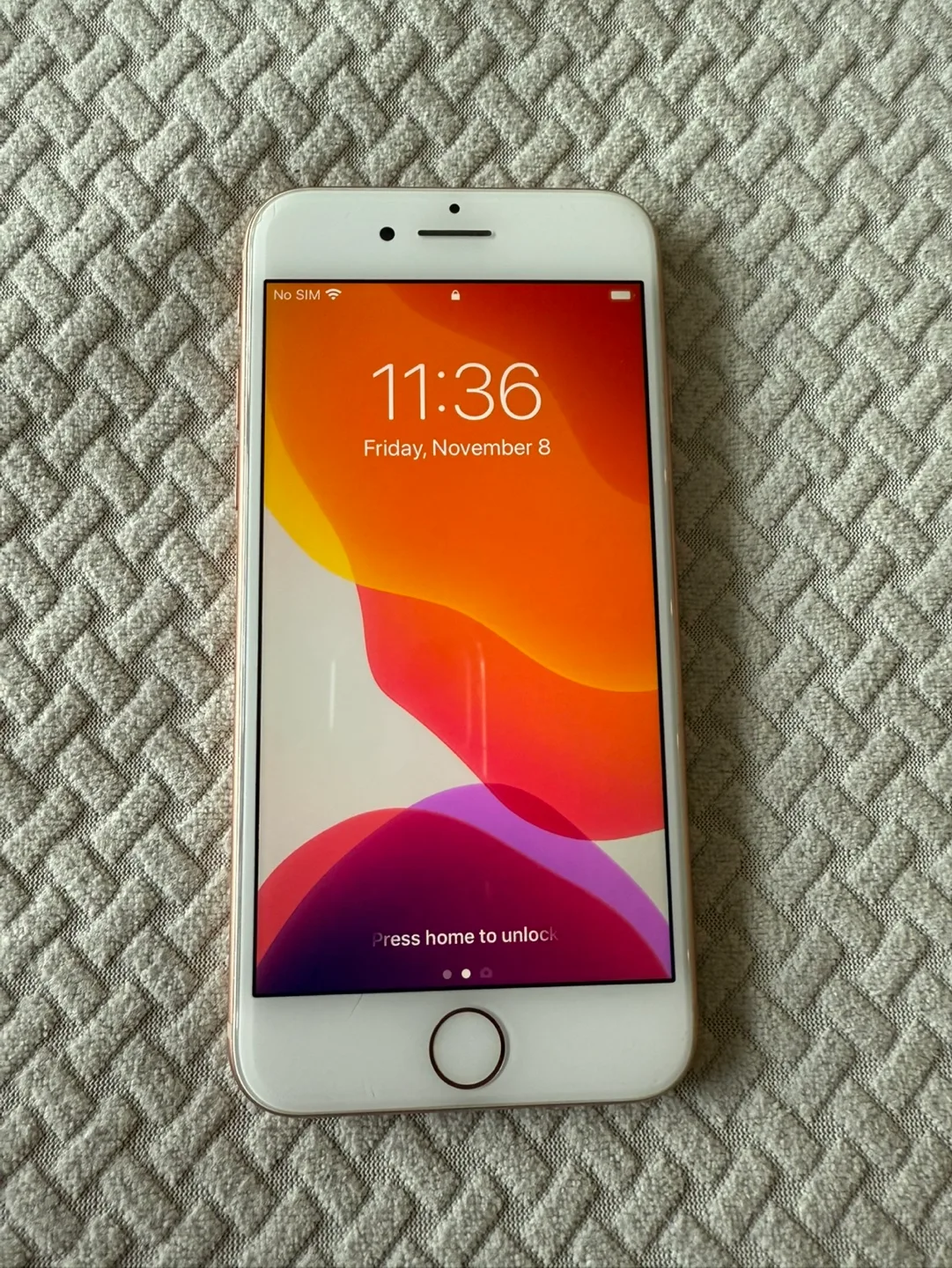 IPhone 8 64GB - Rose Gold image indicator(2)