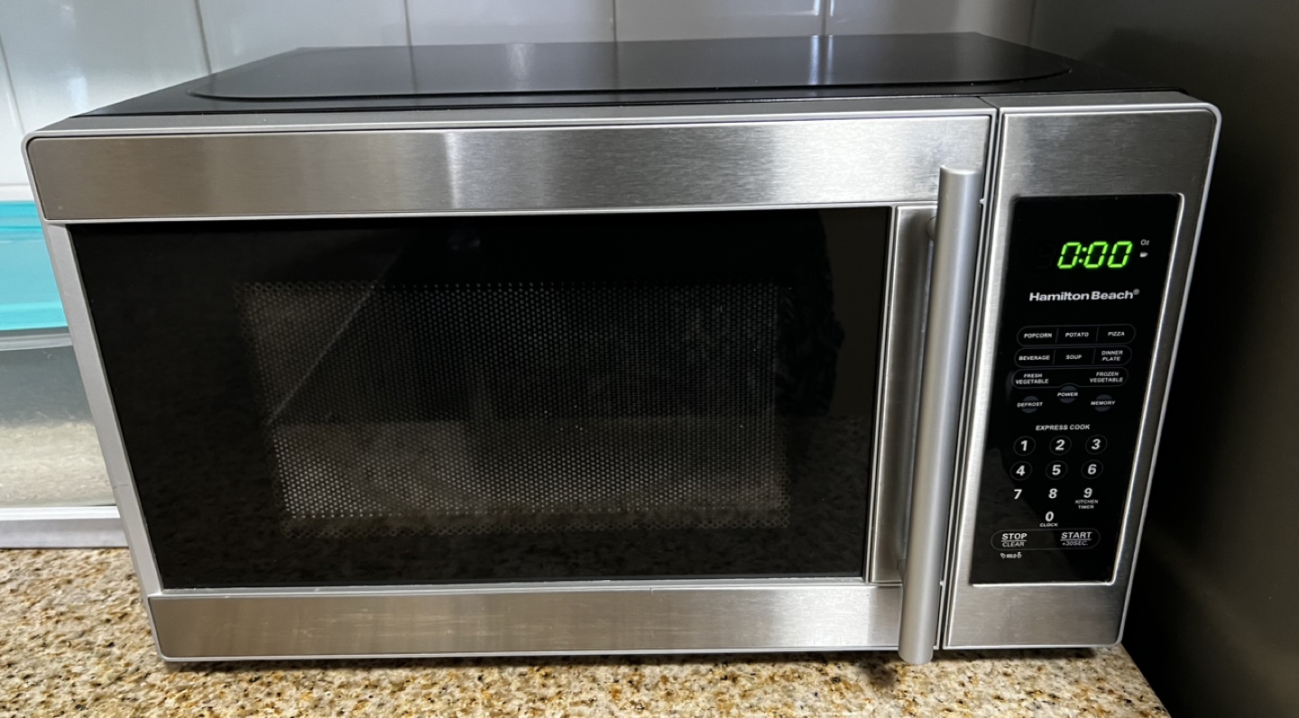 Hamilton Beach Microwave - photo 2