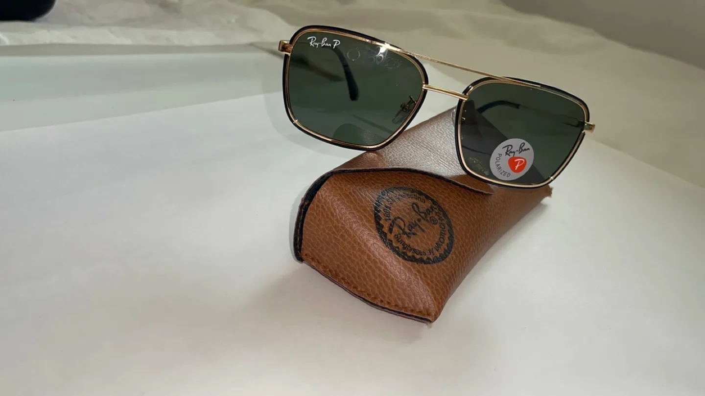 Ray-Ban Sunglasses image indicator(6)