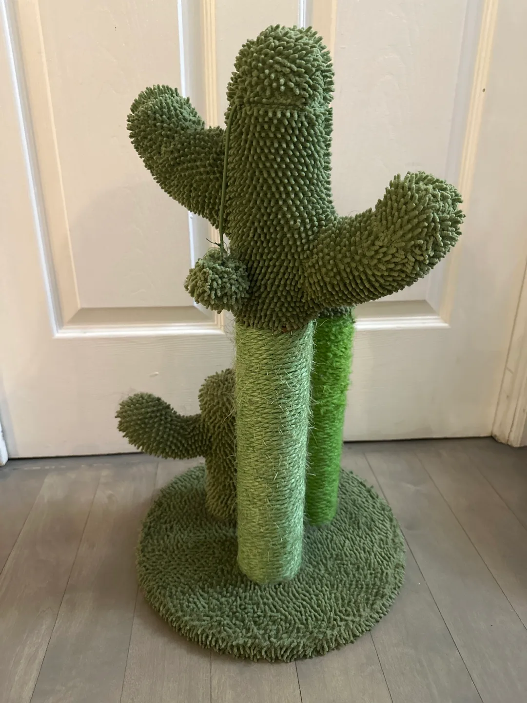 Cactus Cat Scratching Post thumbnail